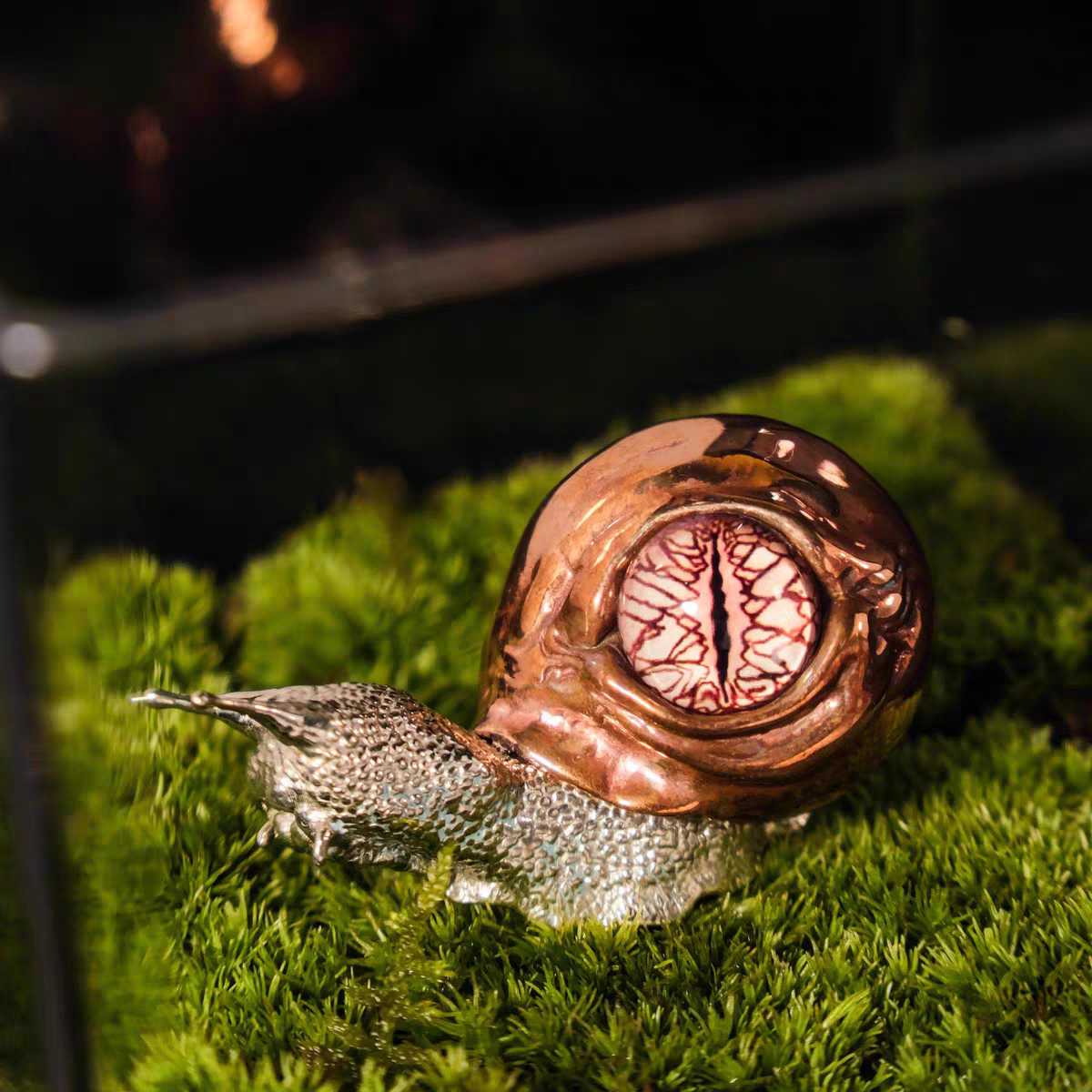 Brass Fidget Toy – Cthulhu Eye Snail Figurine with /Copper Desk Sculpture variant image