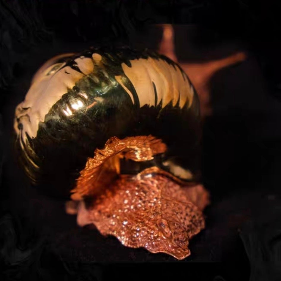 Brass Fidget Toy – Cthulhu Eye Snail Figurine with /Copper Desk Sculpture detail image - detail view 8