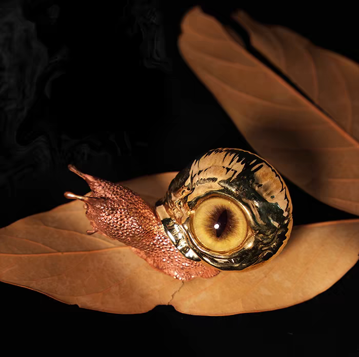 Brass Fidget Toy – Cthulhu Eye Snail Figurine with /Copper Desk Sculpture product image