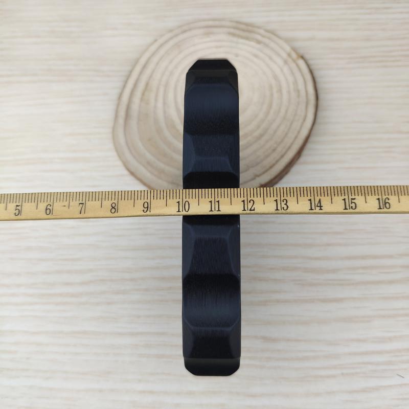 Brass Four Finger Knuckles – Nylon Polymer with 18mm Ultra Thick Non-Metal Lightweight detail image - detail view 4