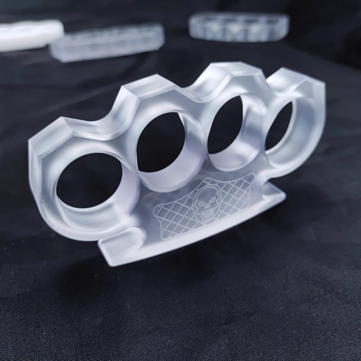 Brass Four Finger Knuckles – PVC Plastic Ultra-Thick 14mm with Clear Non-Metal 55g detail image - detail view 3
