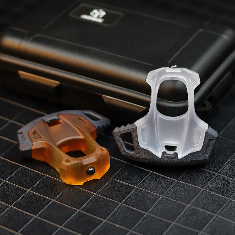 Brass Knuckles – Duster for Desk Breaks, Collecting, And Tactile Everyday Carry detail image - detail view 4