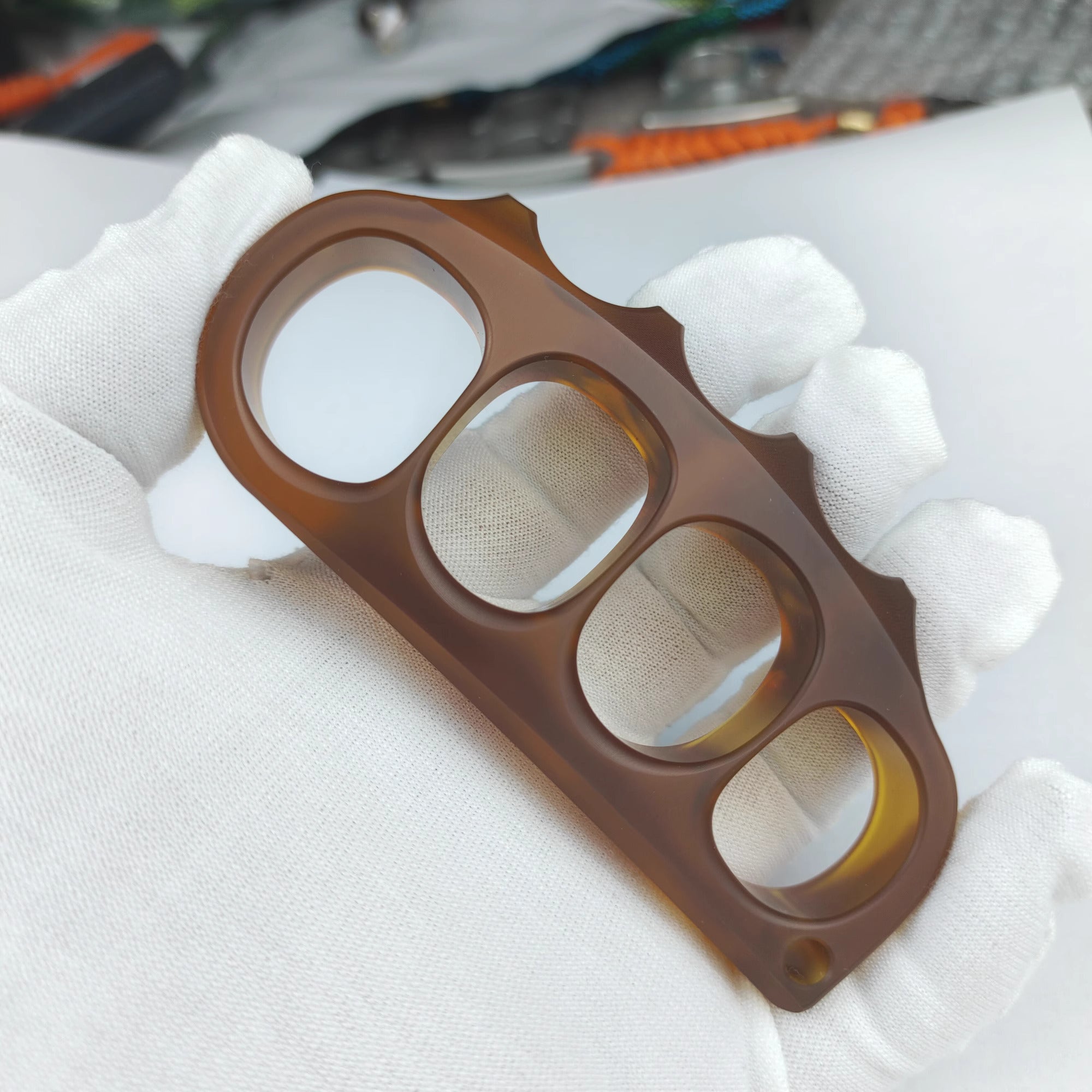 Brass Knuckles – Plastic with Pea Pod Duster Self Defense with Non-Metal Tactical 30g variant image - product view 5