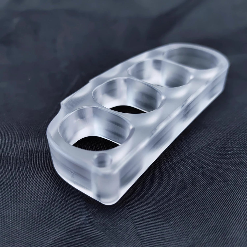 Brass Knuckles – Plastic with Pea Pod Duster Self Defense with Non-Metal Tactical 30g detail image - detail view 4