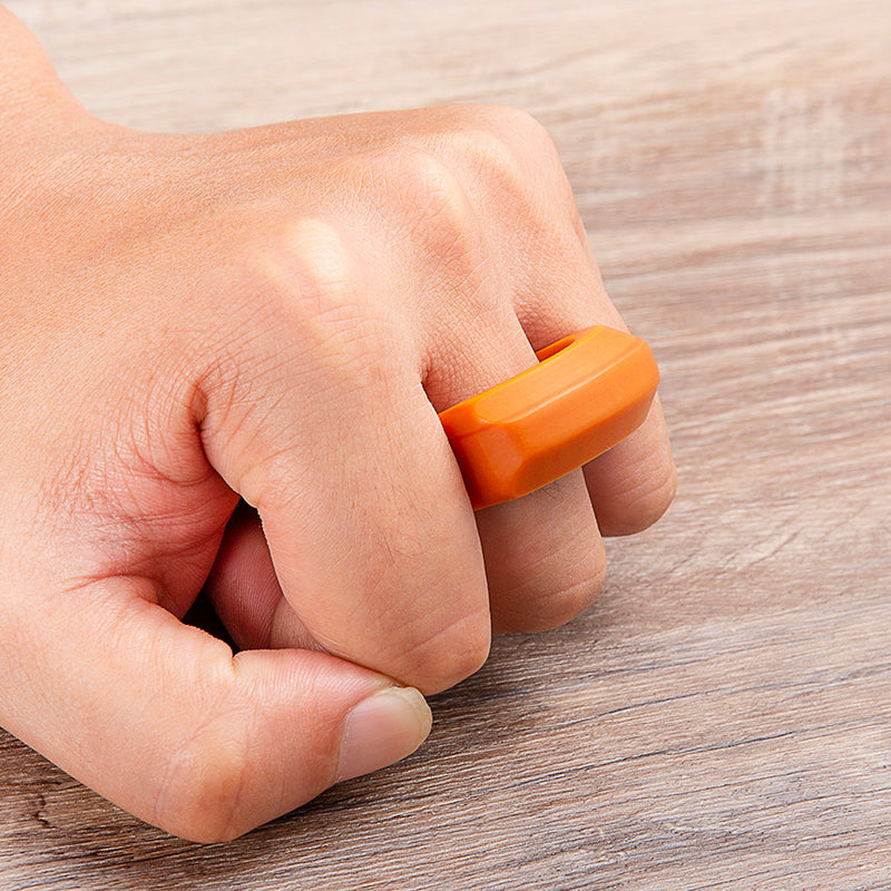 Brass Single Finger Knuckles – Bakelite with Lightweight Non-Metal detail image - detail view 6