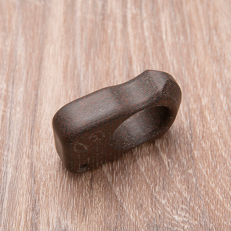 Brass Single Finger Knuckles – Micarta Ring for Alternative Styling, Collecting detail image - detail view 3