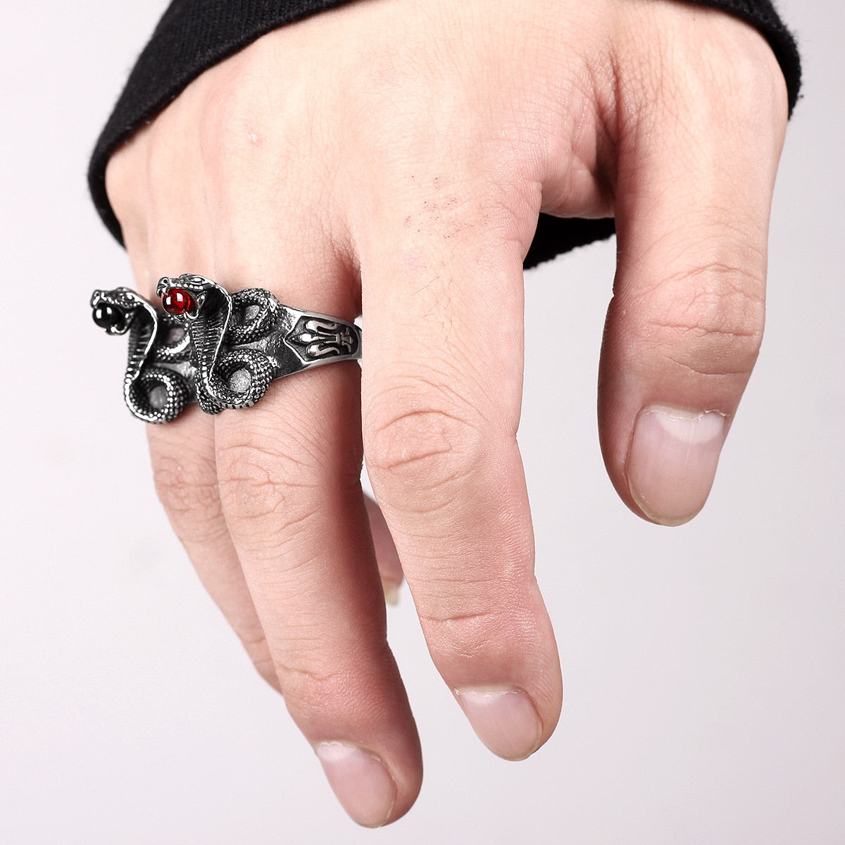 Cobra Snake Ring – Punk Rock Hip Hop Biker Gothic Statement for Alternative Styling detail image - detail view 3