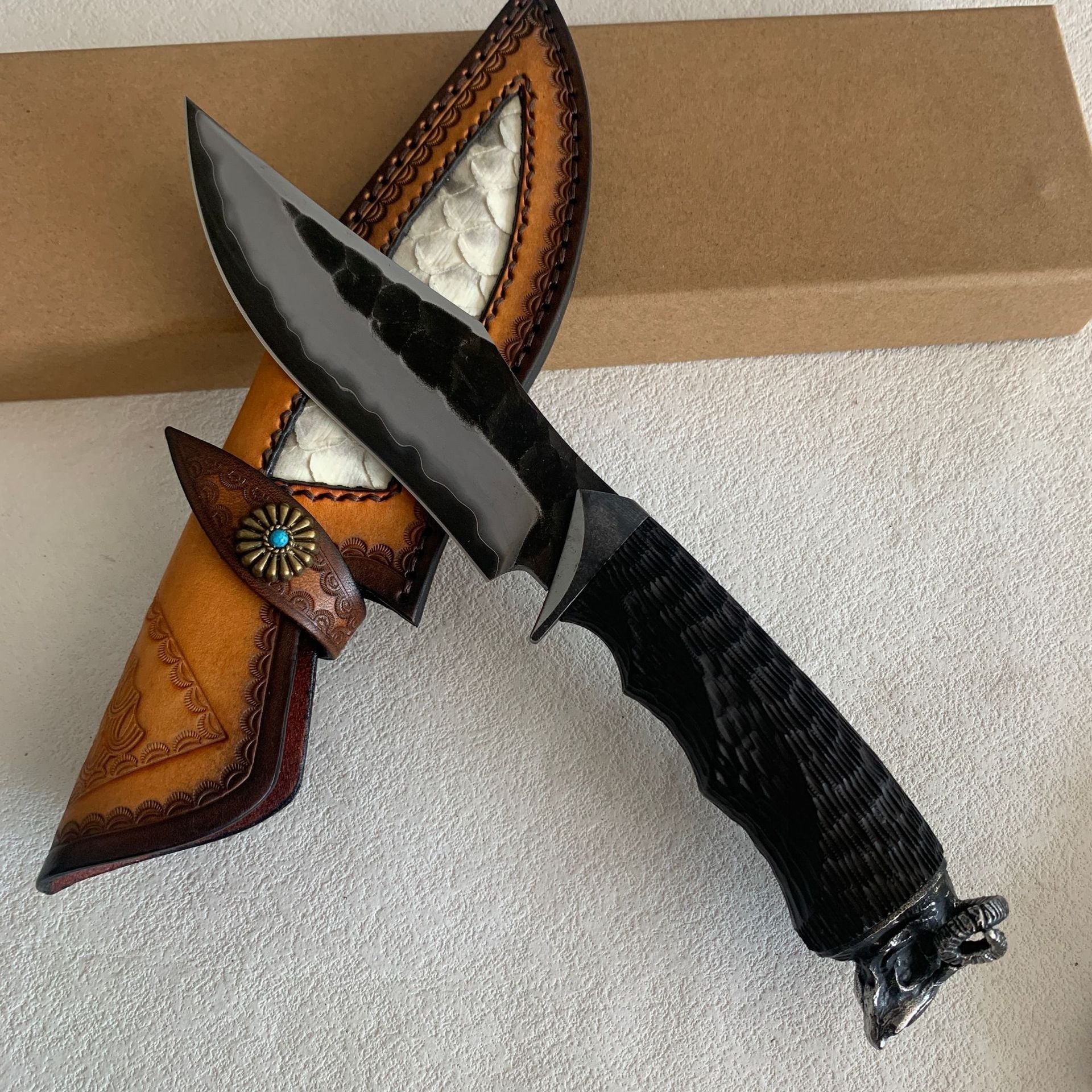 Damascus Fixed Blade Knife – Hand Forged Sanmai VG10 Core Ebony Handle Tactical Survival detail image - detail view 10
