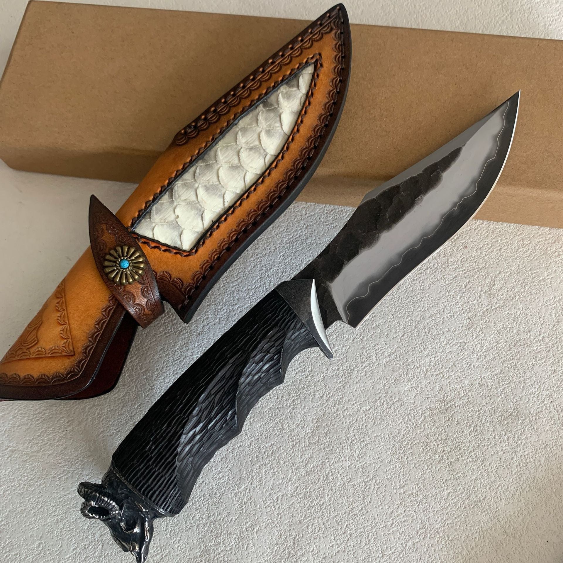 Damascus Fixed Blade Knife – Hand Forged Sanmai VG10 Core Ebony Handle Tactical Survival detail image - detail view 12