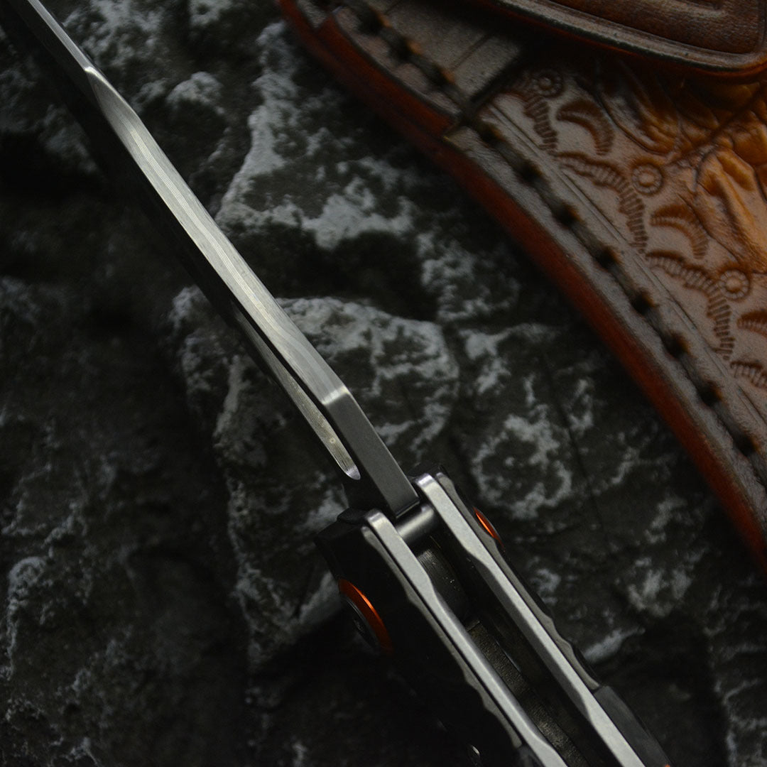 Damascus Folding Knife – Nightflare VG10 EDC with Titanium Carbon Fiber Handle detail image - detail view 9