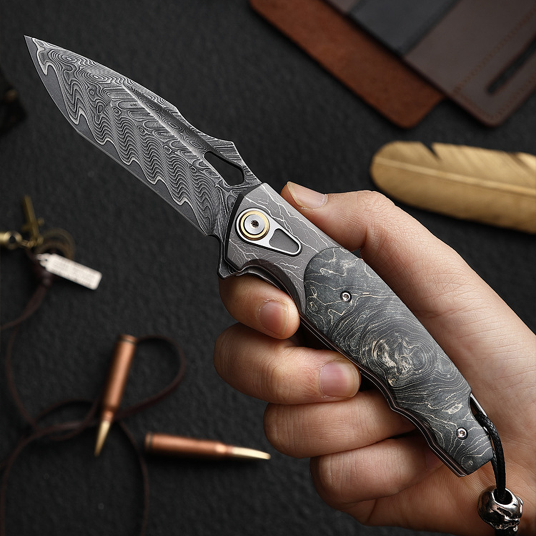Damascus Folding Knife – Obsidian Edge Steel with VG10 & Stabilized Wood detail image - detail view 8