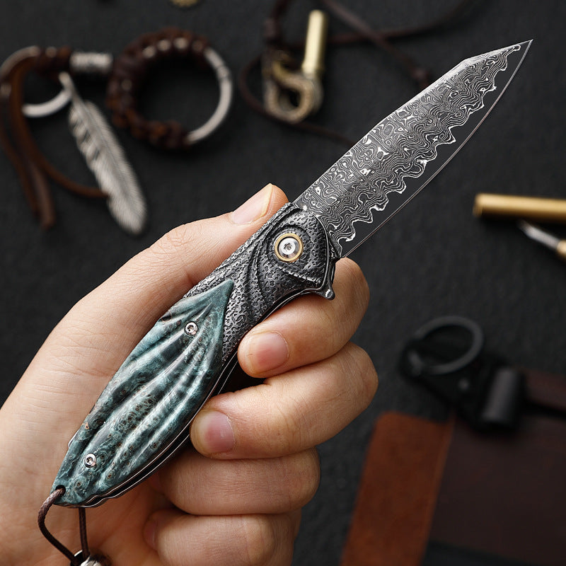 Damascus Folding Knife – Peacock Forge VG10 Pocket with Hand-Carved Handle EDC detail image - detail view 6