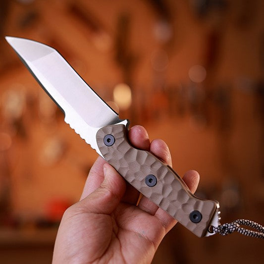 EDC Knife – TitanForge VG10 Heavy-Duty Tactical Camp for Everyday Utility, Collecting detail image