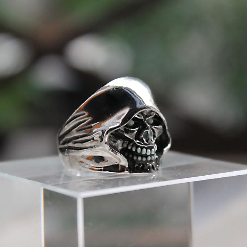 Gothic Skull Ring – Glowing Skeleton Warrior Punk Glow Dark Statement detail image - detail view 5