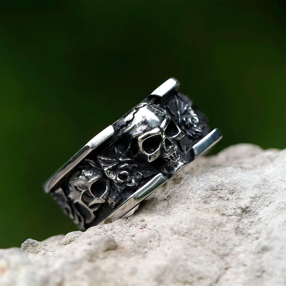 Gothic Skull Ring – Roses Punk Vintage Dark Statement for Alternative Styling, Collecting detail image - detail view 5