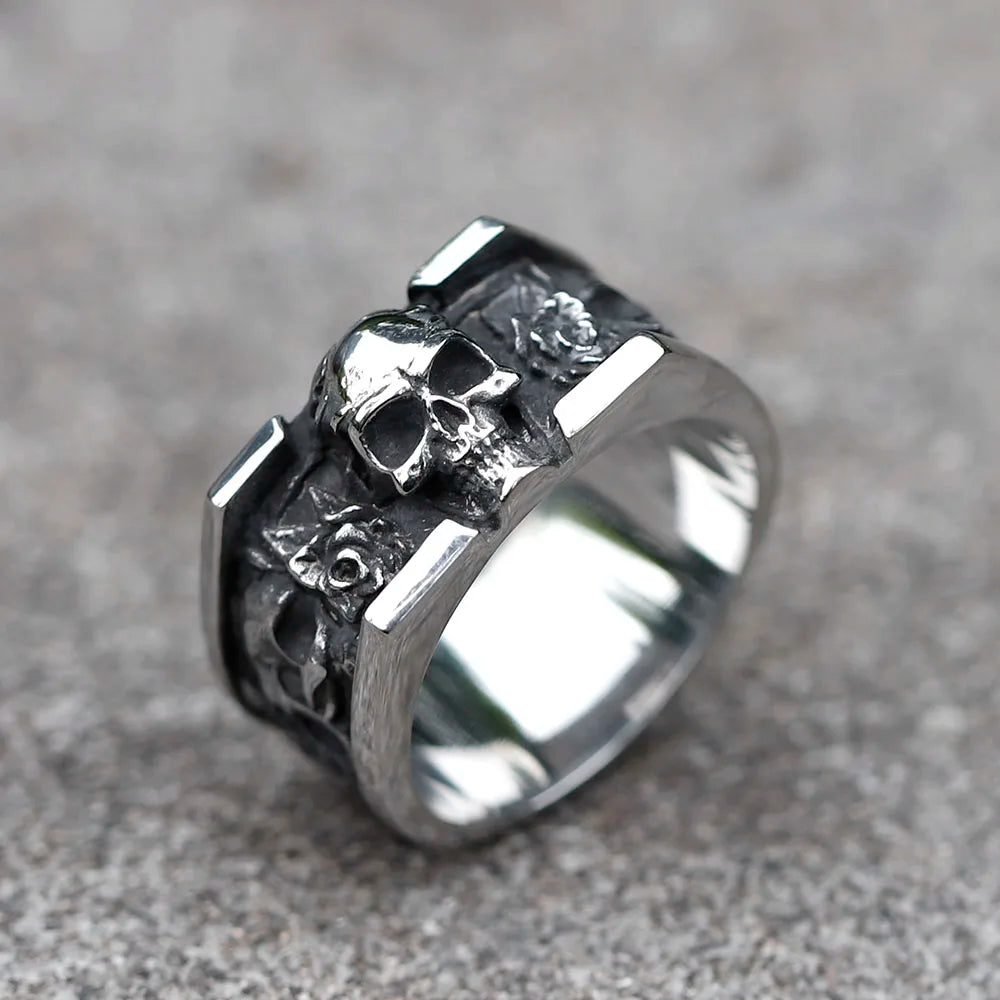 Gothic Skull Ring – Roses Punk Vintage Dark Statement for Alternative Styling, Collecting product image