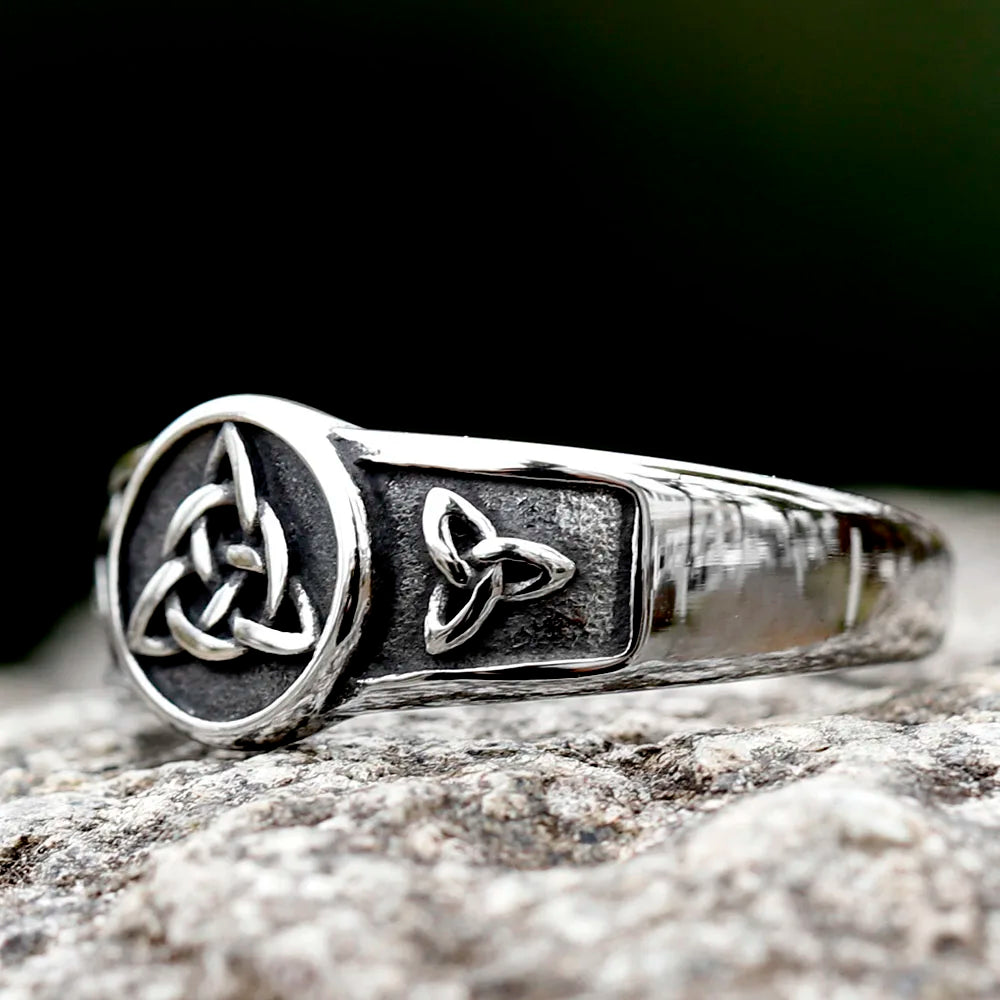 Gothic Stainless Steel Ring – Celtic with Enchanted Witch Knot 316L Wiccan Amulet detail image - detail view 5