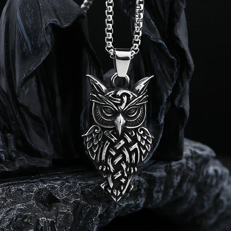 Gothic Statement Necklace – Owl with Majestic Pendant Punk Dark detail image - detail view 4