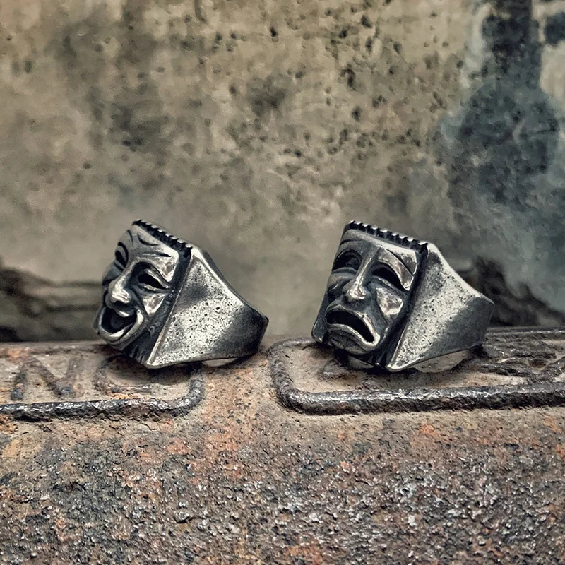 Gothic Statement Ring – Hip Hop with Geometric Mood Face Mask Punk Happy Unhappy detail image - detail view 4