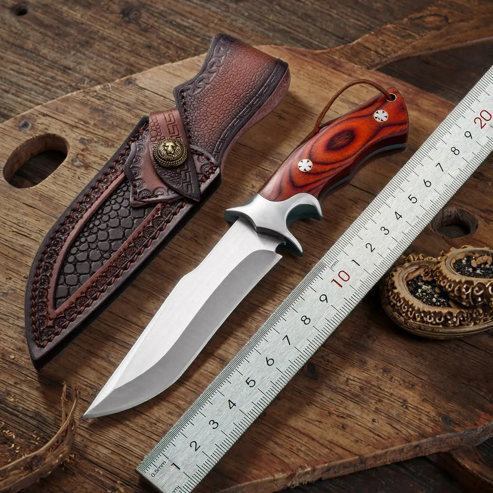 Leather Fixed Blade Knife – TimberEdge M390 with Ebony Handle with Hand-Carved Sheath EDC detail image - detail view 3