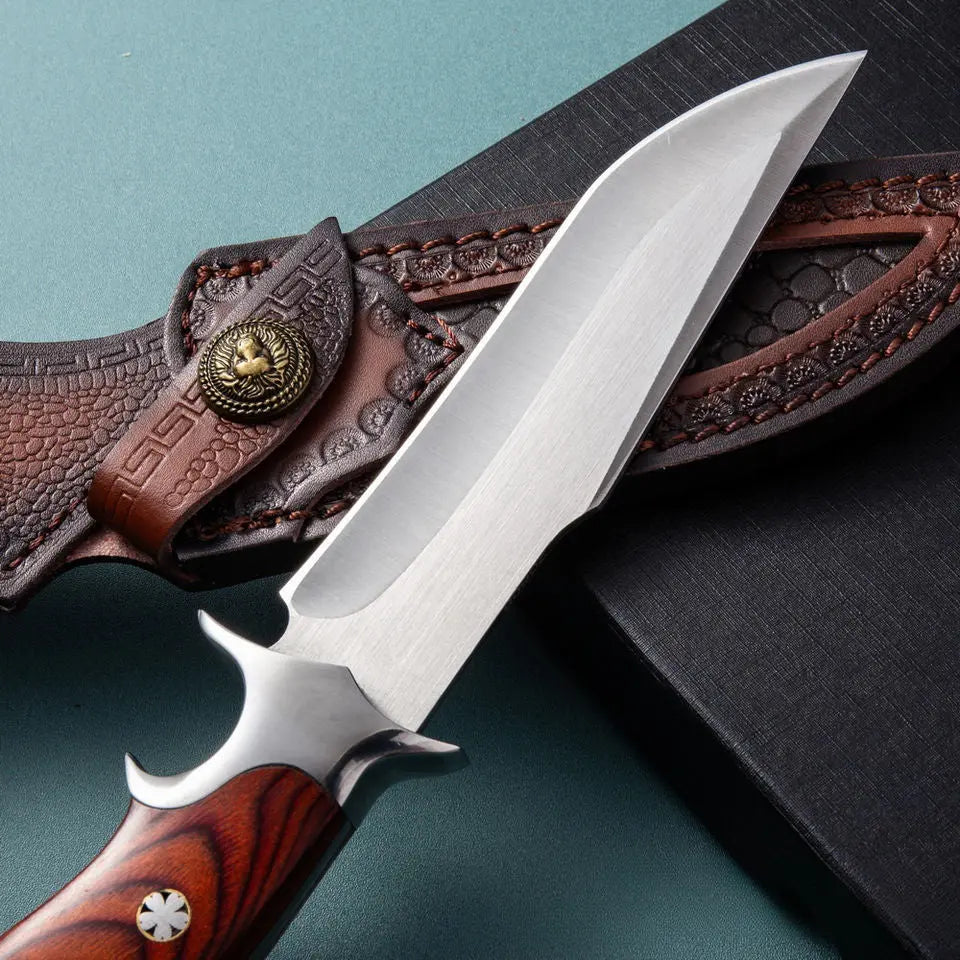 Leather Fixed Blade Knife – TimberEdge M390 with Ebony Handle with Hand-Carved Sheath EDC detail image - detail view 4