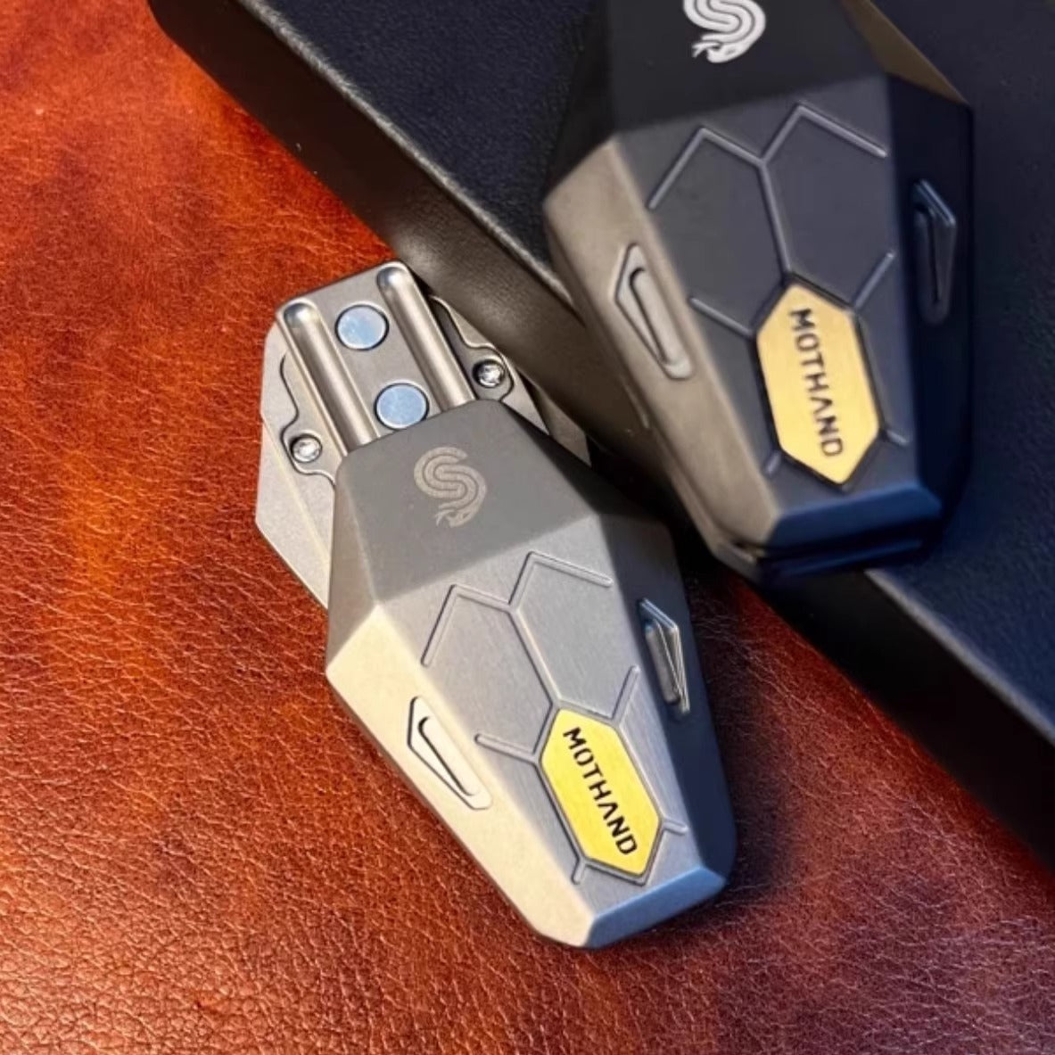 Magnetic Fidget Slider – Serpentis Titanium with Precision Sound Chamber EDC detail image