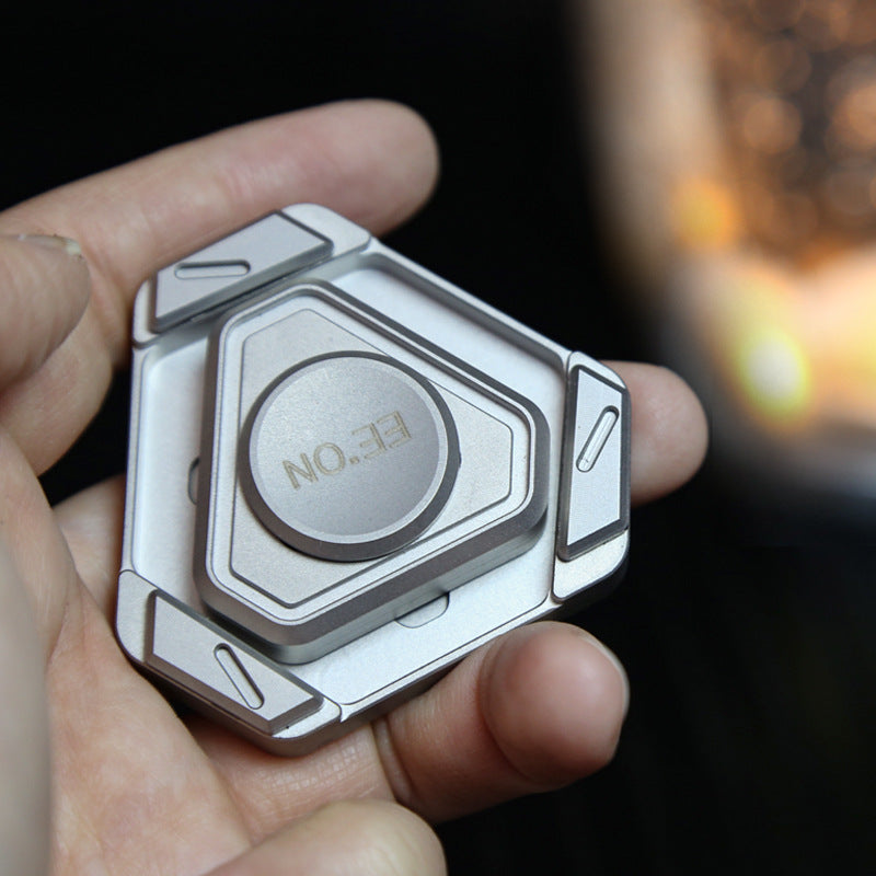 Magnetic Fidget Spinner – Gyro Heart Interactive Metal with R188 Bearings detail image - detail view 10