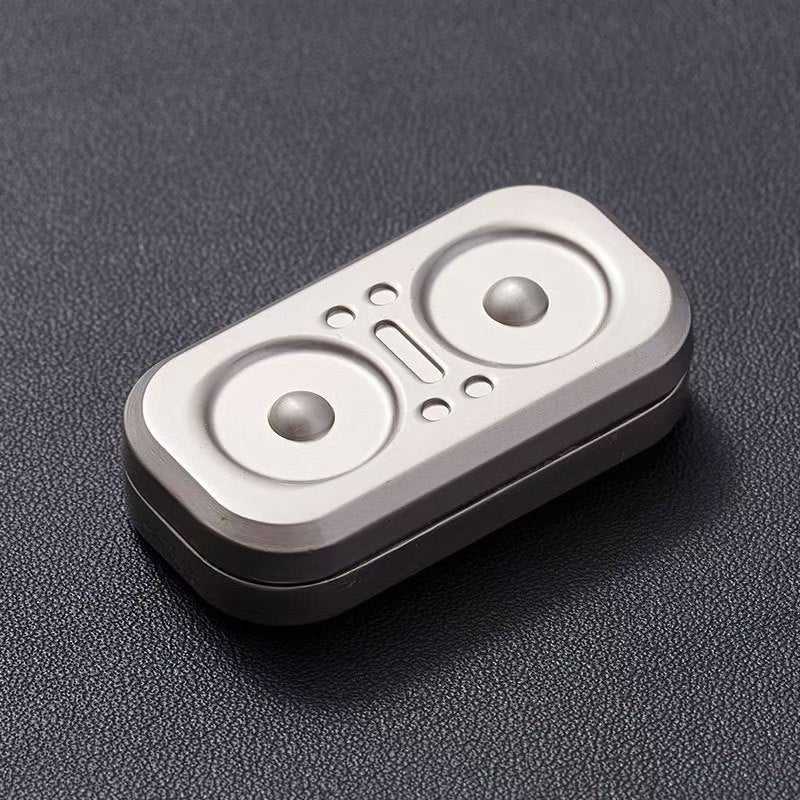 Magnetic Fidget Spinner – Owl Coin Titanium with 360° Stress Relief EDC detail image - detail view 4