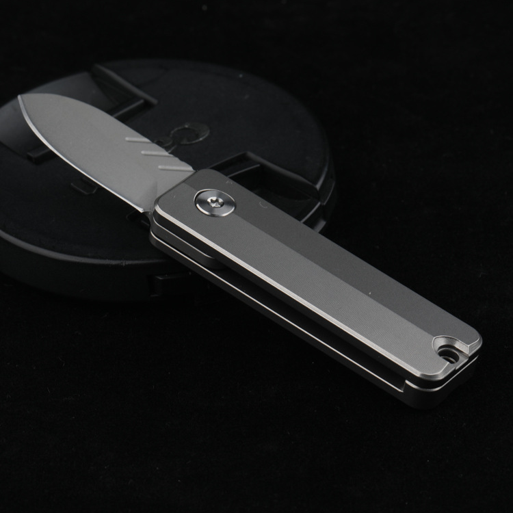 Magnetic Fidget Toy – TiSpin Blade Titanium Utility Knife with D2 Steel EDC Multi-Tool detail image - detail view 6