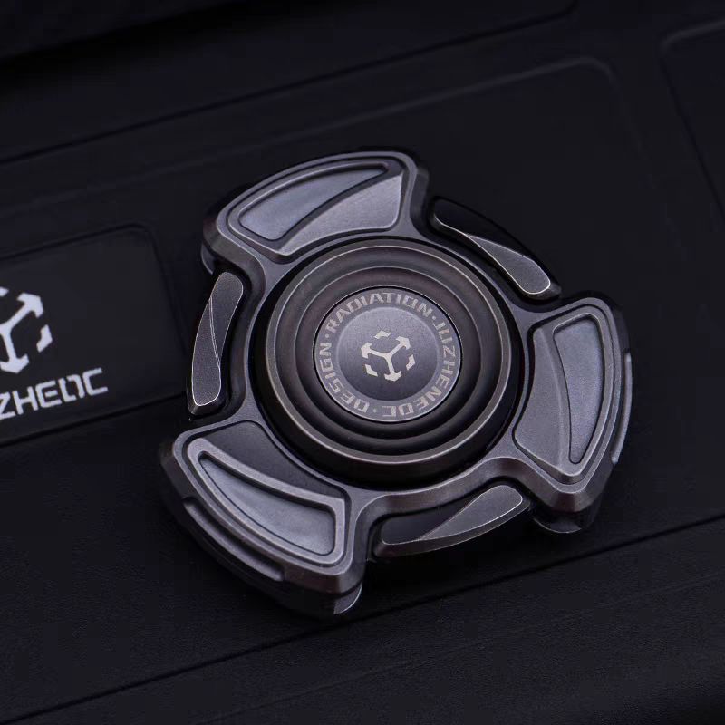 Mechanical Fidget Spinner – Auto-Deploy Blade with Radiation EDC Toy variant image - product view 4