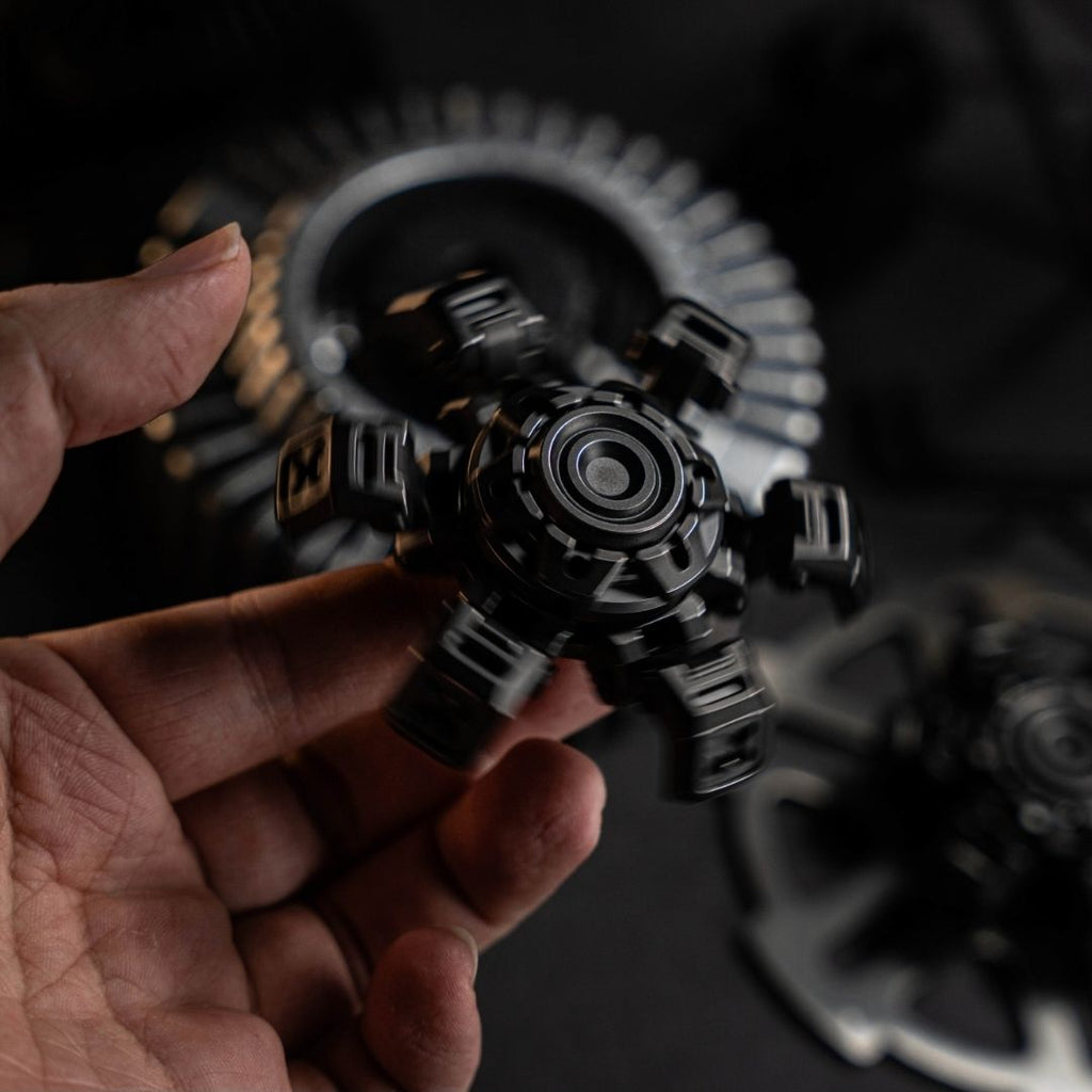 Mechanical Fidget Toy – Mecha City X Heavy-Mech with Dual Armor Deploy EDC detail image - detail view 4