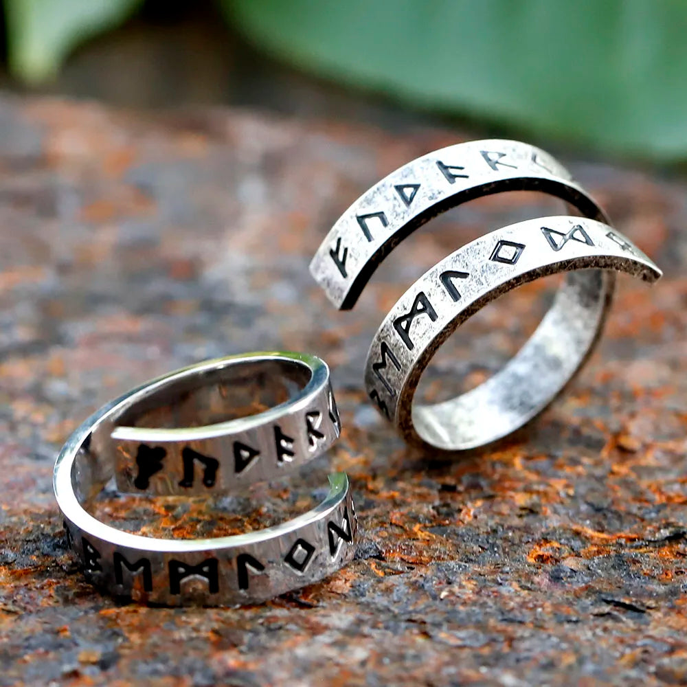 Metal Fidget Spinner – Statement Ring with Gothic Viking Rune Rotating Punk Retro detail image - detail view 6