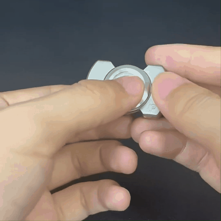 Metal Fidget Spinner – TripleFlow 3-in-1 with Multi-Function EDC Focus Tool detail image