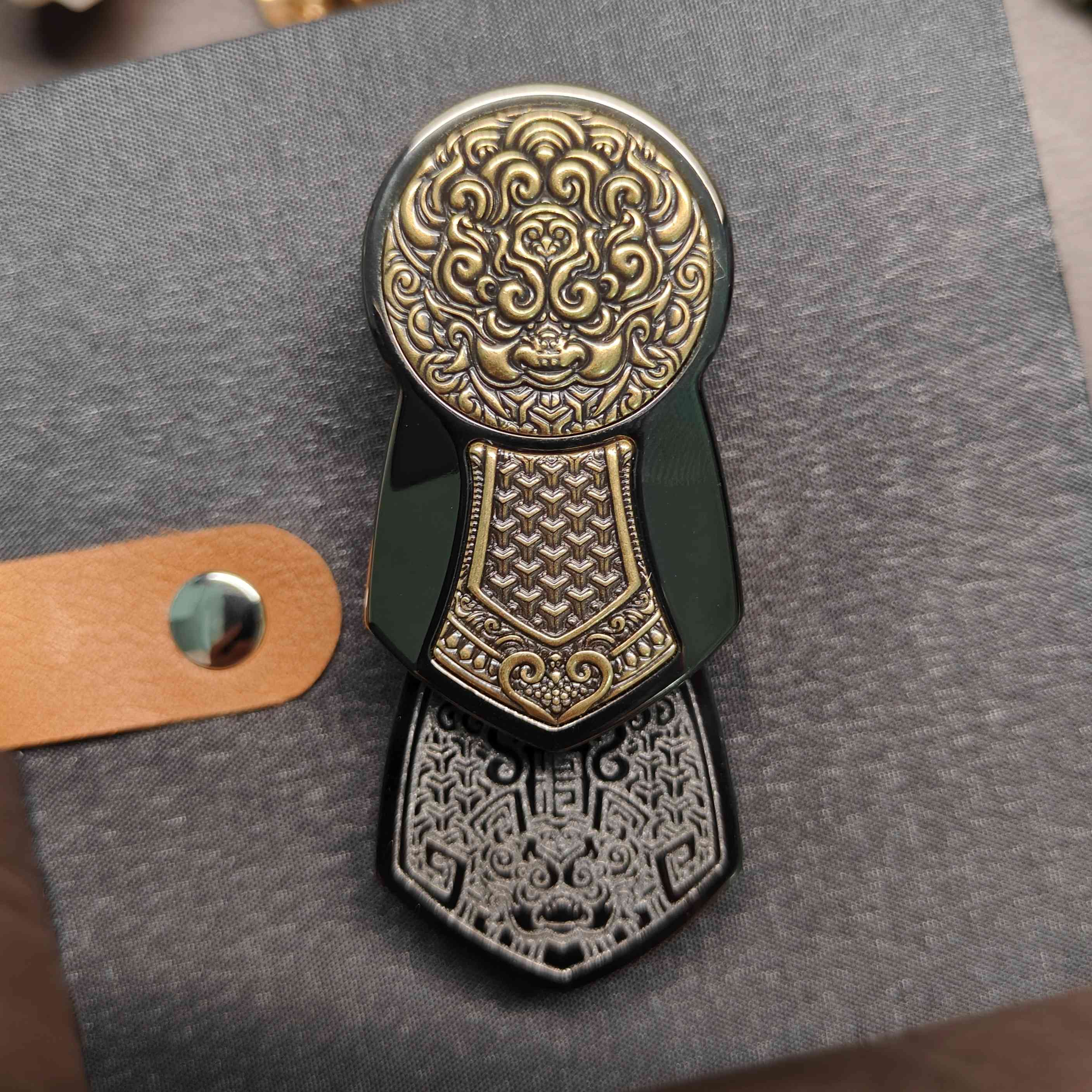Metal Fidget Toy – Tang Xuan Jia with Ancient Chinese General Command Token Design detail image