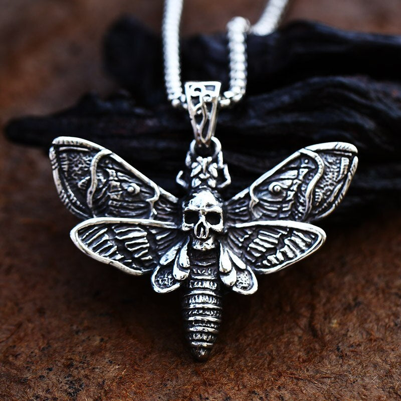 Skull Moth Necklace – Gothic with Dead Head Pendant Dark Statement Jewelry variant image