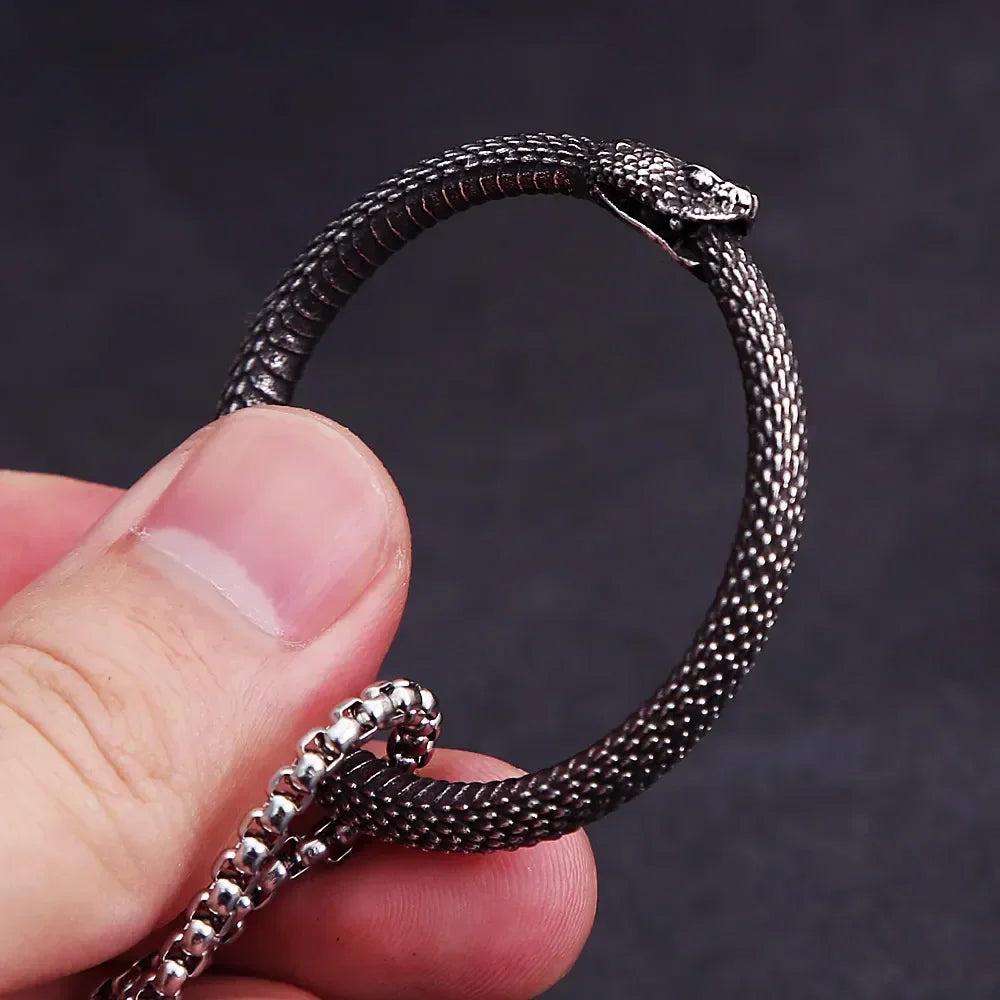 Snake Necklace – Ouroboros Eternity Pendant Gothic Viking Punk Statement detail image - detail view 3