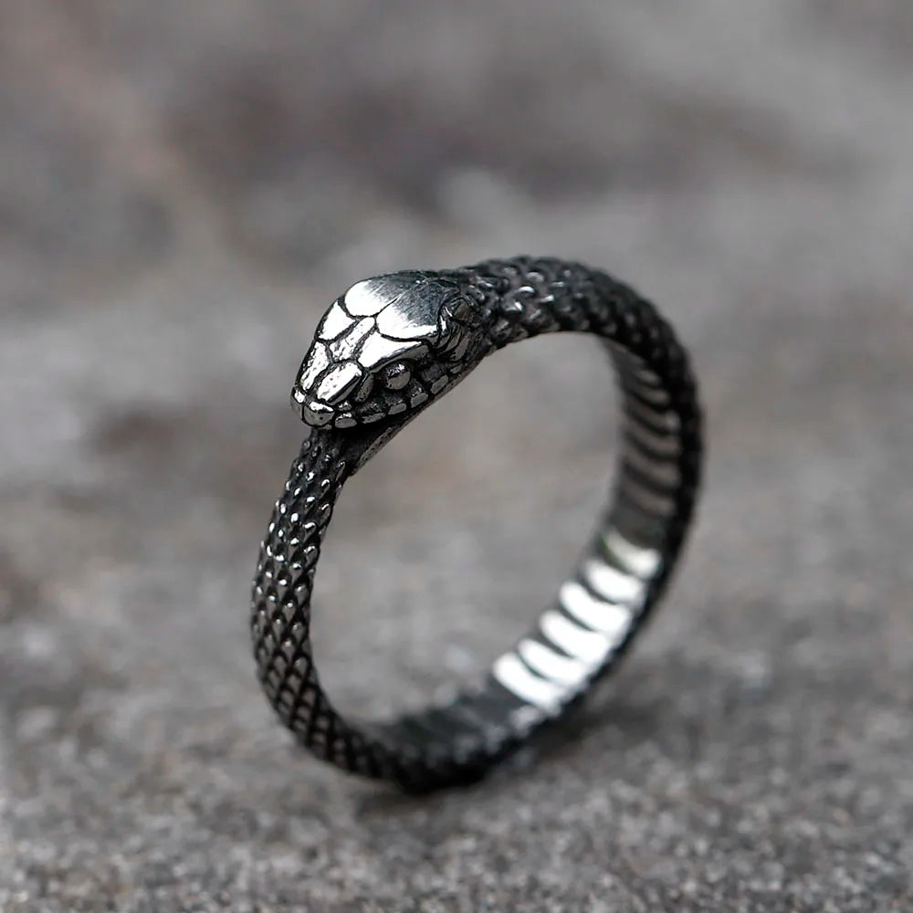 Snake Ring – Ouroboros Serpent Eternity Gothic Viking Punk Statement detail image - detail view 3