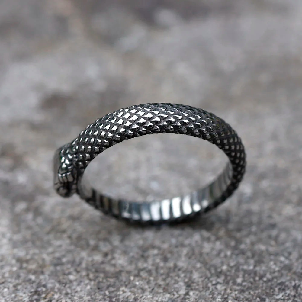 Snake Ring – Ouroboros Serpent Eternity Gothic Viking Punk Statement detail image - detail view 4