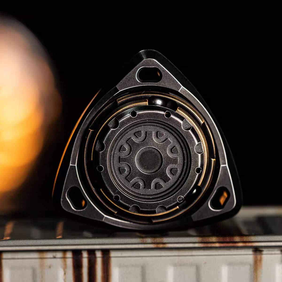 Stainless Steel Fidget Spinner – Dual-Ring with Roaring Sound EDC detail image