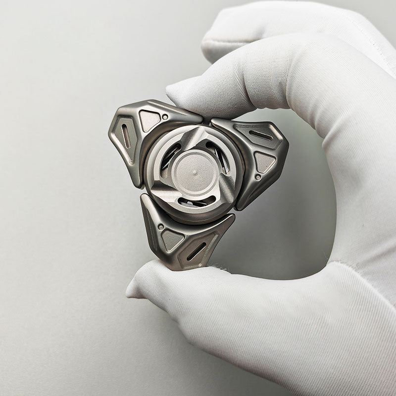 Stainless Steel Fidget Spinner – Metal Armor-Breaking Transformation detail image - detail view 10