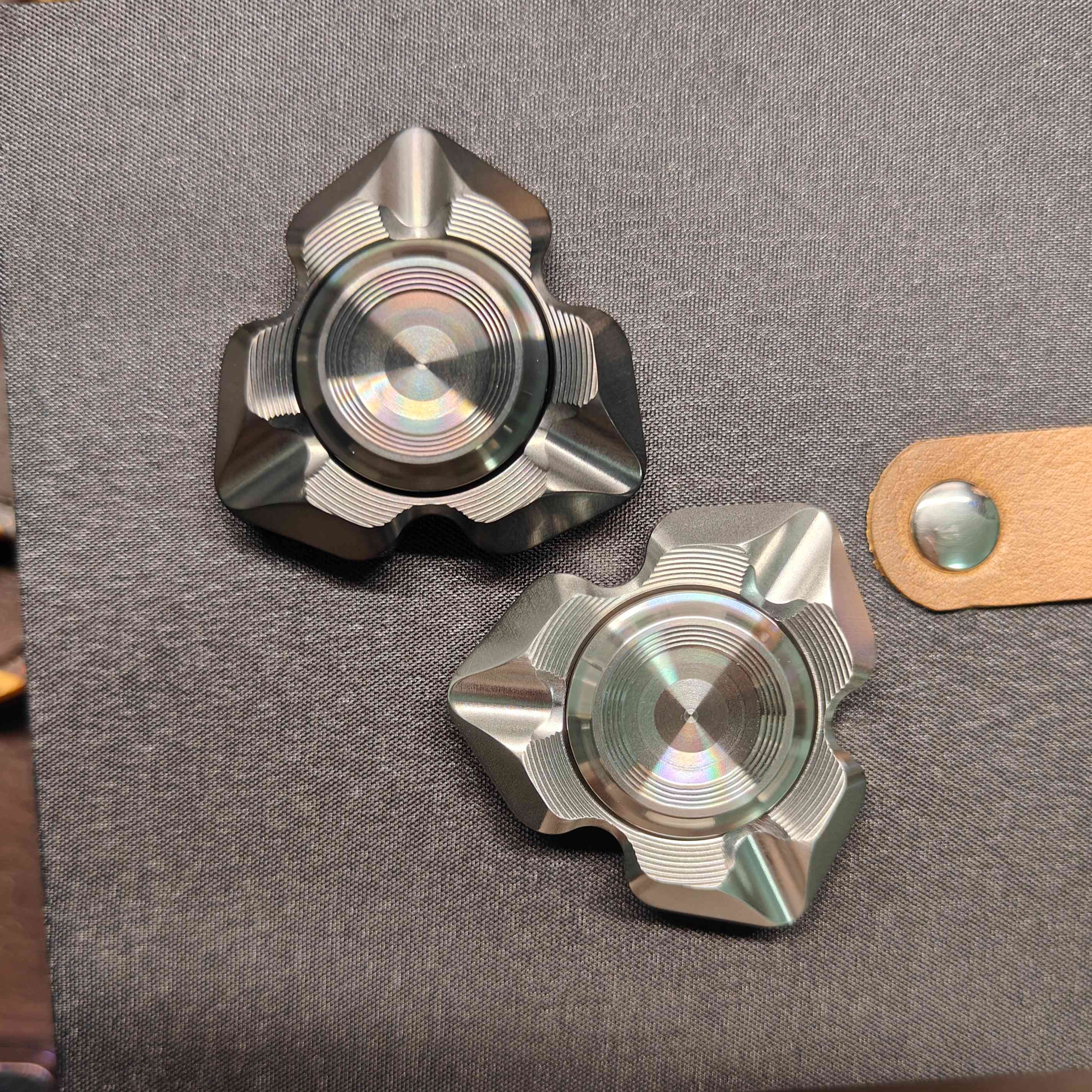 Stainless Steel Fidget Spinner – Valkyrie with Tri-Blade with Noisy Bearing detail image
