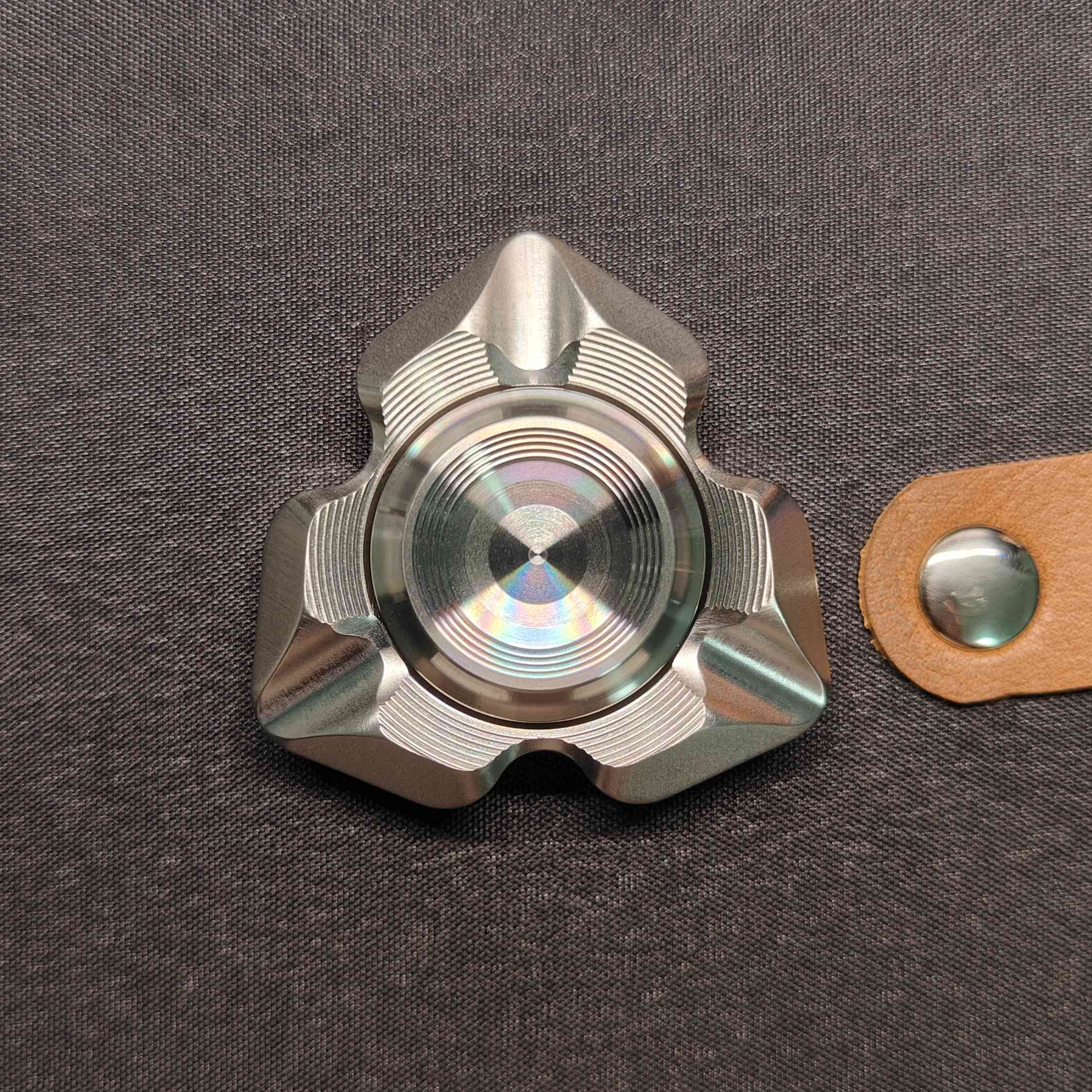 Stainless Steel Fidget Spinner – Valkyrie with Tri-Blade with Noisy Bearing variant image