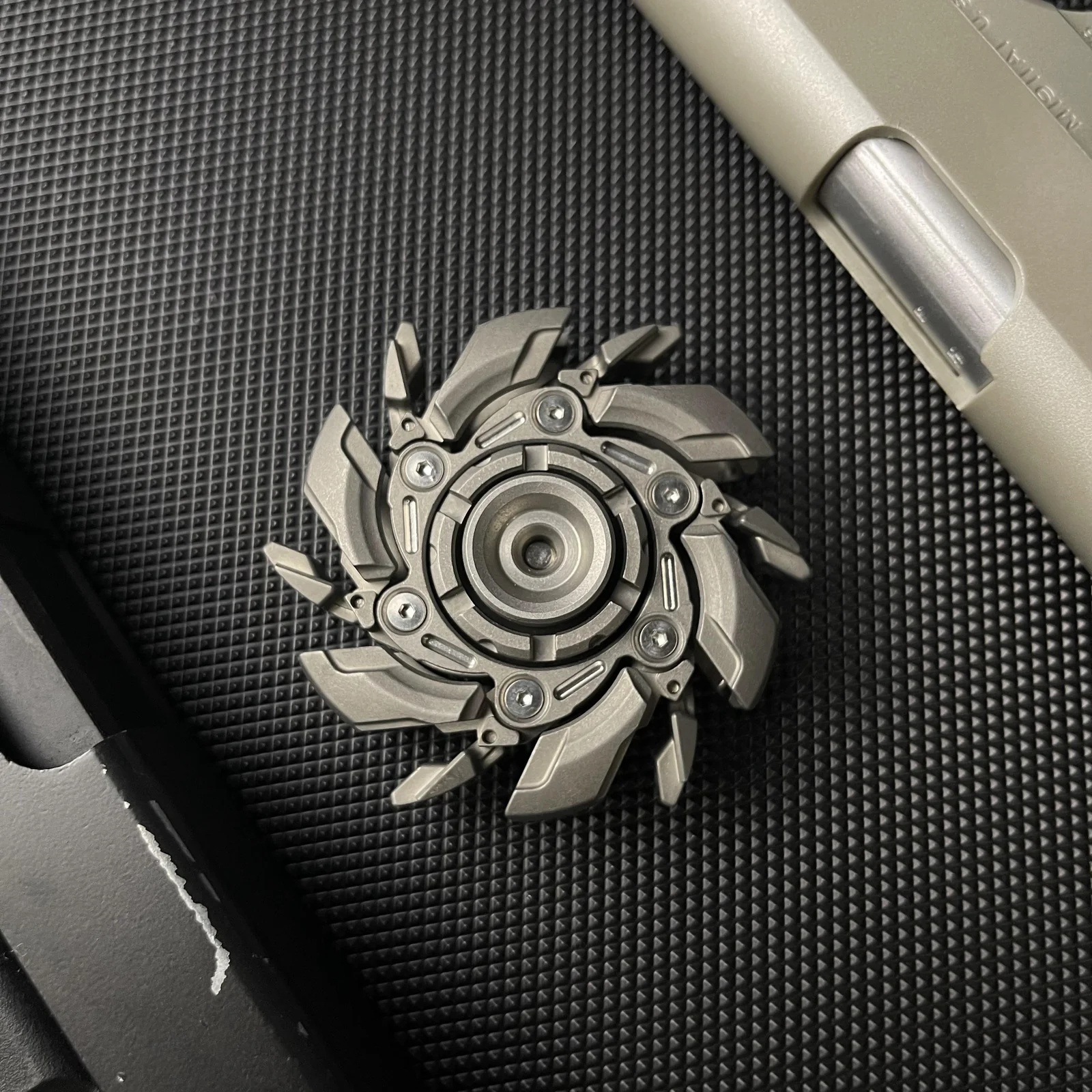 Stainless Steel Fidget Spinner – WarpFang Mecha with EDC Stress Relief Toy detail image - detail view 30