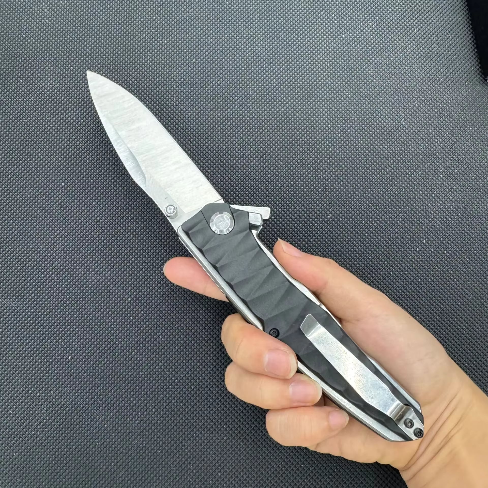 Stainless Steel Folding Knife – Ergonomic Handle Compact EDC Outdoor Camping Utility detail image - detail view 7