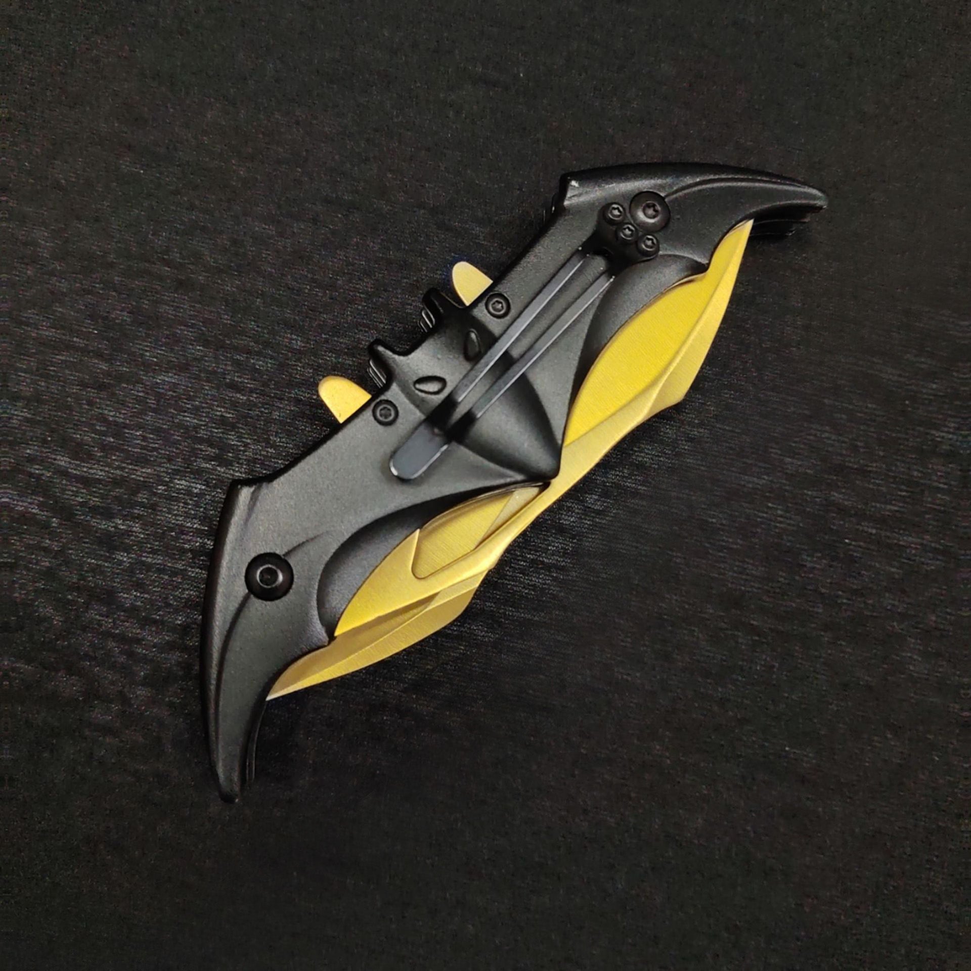 Stainless Steel Folding Knife – The Bat Double-Sided with 3Cr13 EDC variant image - product view 11