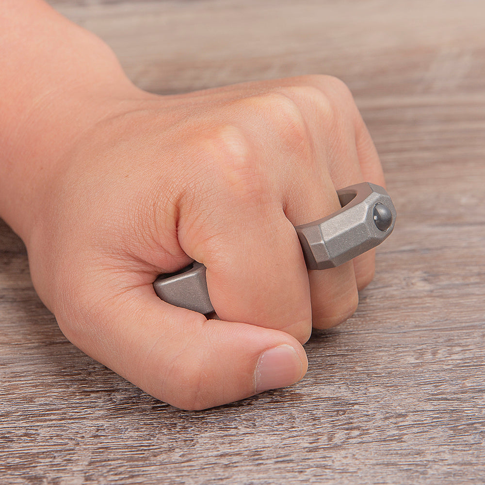 Stainless Steel Single Finger Knuckles – 304 Stonewash with Ceramic Glass Breaker with EDC detail image - detail view 5