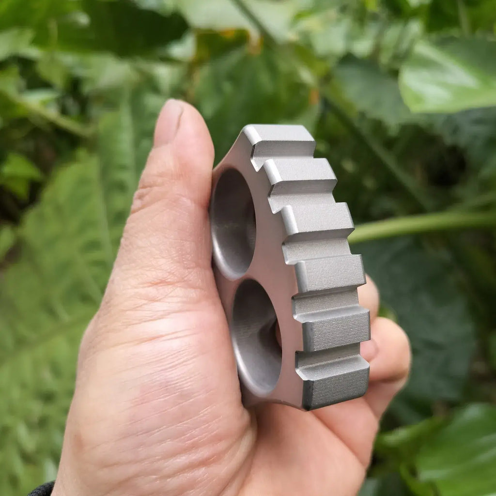 Stainless Steel Two Finger Knuckles – Tactical with Skull 304 200g Heavy EDC detail image