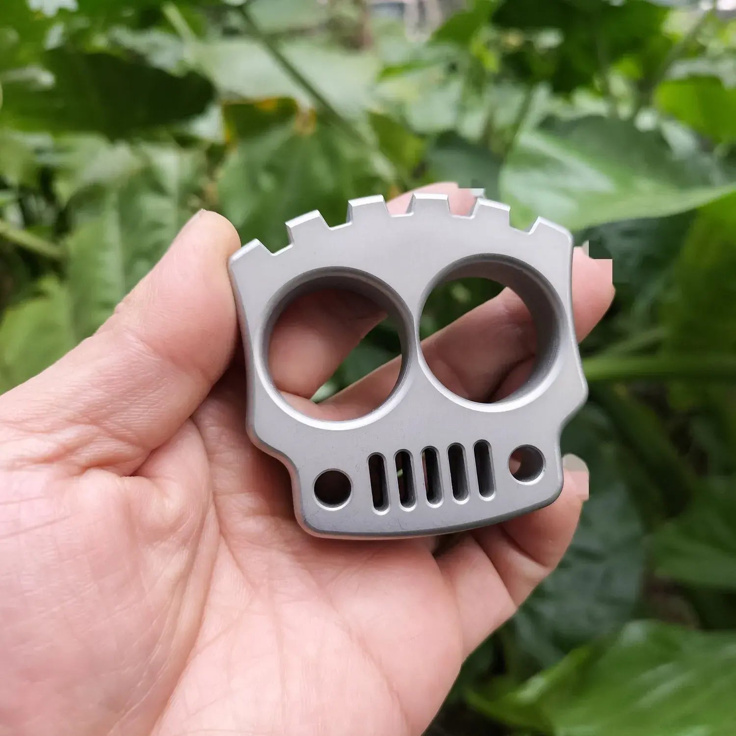 Stainless Steel Two Finger Knuckles – Tactical with Skull 304 200g Heavy EDC detail image - detail view 3