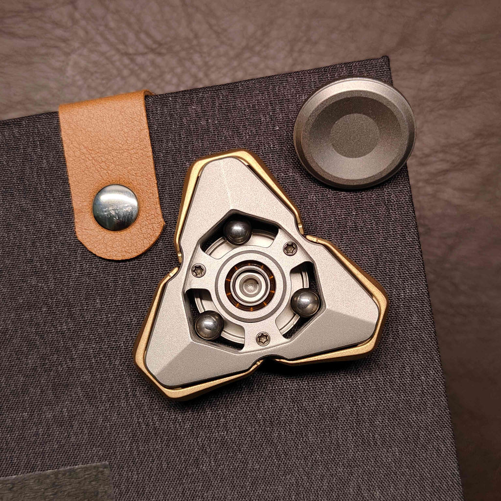 Steel Fidget Spinner – TriCore with Deployable Brass Plates with Ball Sound detail image