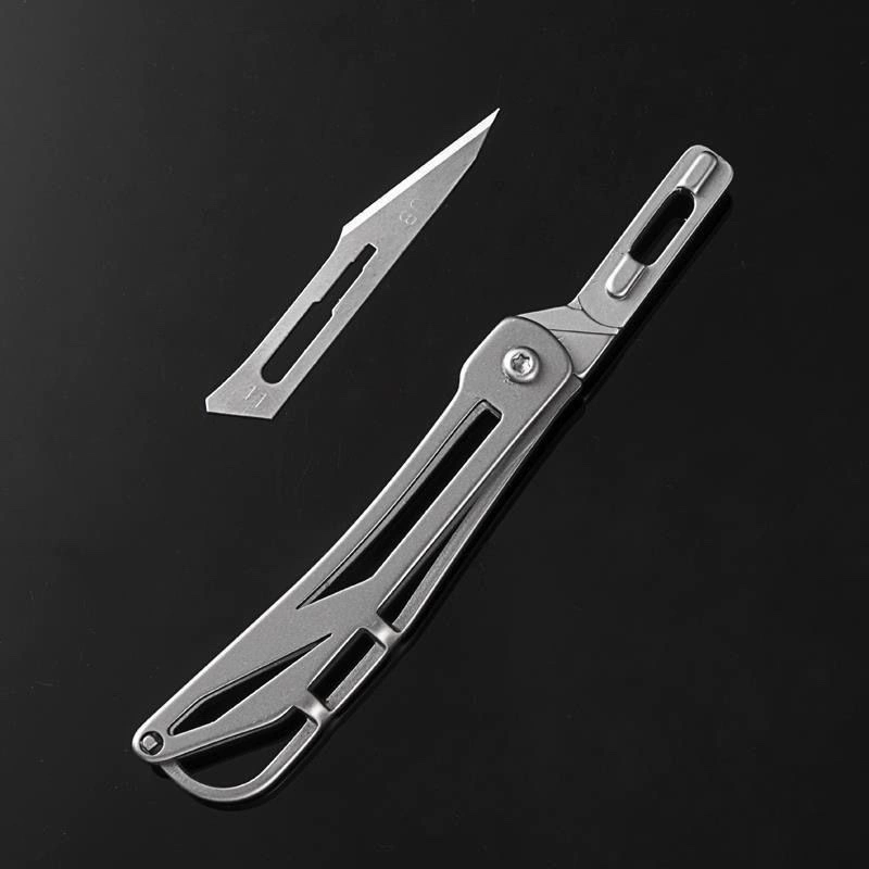 Steel Utility Knife – SharpFlex with Pocket EDC with Replaceable No. 11 Surgical Blade detail image - detail view 6